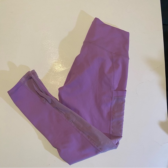 Fabletics SZ XS, 7/8 leggings,Power Hold, high waisted, 3 pockets, GUC, mesh - Picture 4 of 16